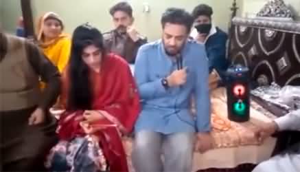 Aamir Liaquat singing song for his wife Dania Shah