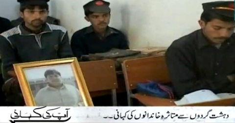 Aap Ki Kahani (Aitzaz Hassan Ko Fauj Ka Salaam) – 28th February 2015