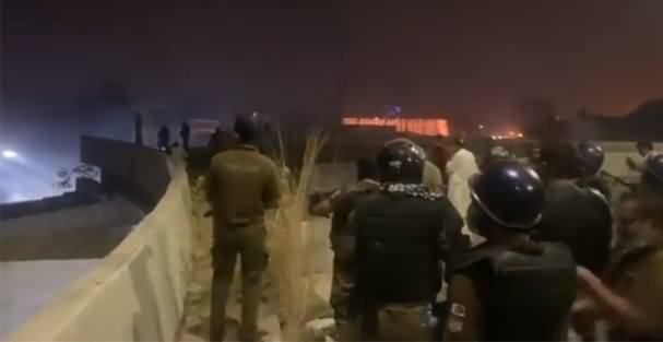 Breaking News: Police Starts Shelling on TLP March in Lahore