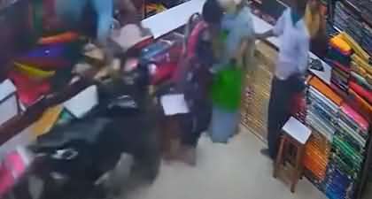 CCTV Footage - Out Of Control Motorcycle Crashes Into Shop In India