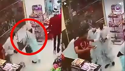 CCTV Footage: Robbery at sweet shop near Gulistan-e-Johar in Karachi