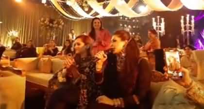 Chura liya hai tumne jo dil ko - Maryam Nawaz sings another song at Junaid Safdar's Dholki