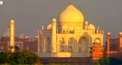 Claims of Taj Mahal being a Temple, What is the controversy?- BBC URDU's Report