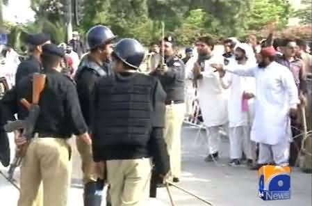 Clash Between Police and PAT Workers in Islamabad, 70 Policemen Injured