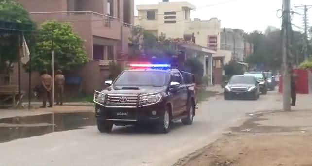 CM Punjab Usman Buzdar Following Imran Khan's Orders, See His Small Convoy