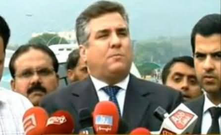 Daniyal Aziz Bashing Imran Khan While Talking To Media Outside Supreme Court