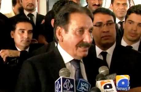 Ex CJ Iftikhar Muhammad Chaudhry Talking to Media, Says Imran Khan's Allegations Are Baseless