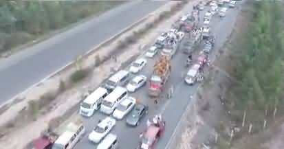 Exclusive Drone Footage of Maulana Fazlur Rehman's Azadi March At Motorway