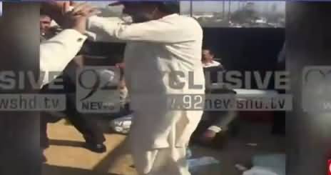 Exclusive Video of Qamar Zaman Kaira's Dance on Container in PPP's Rally