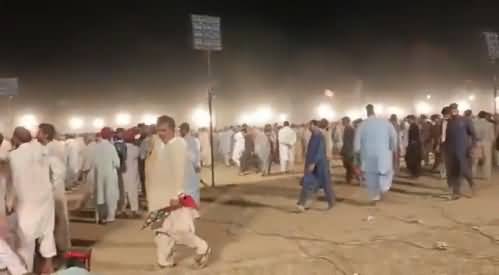 Exclusive Video: People leaving Attock jalsa during Imran Khan's speech