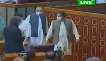 Exclusive View of PM Imran Khan's Dabbang Entry in National Assembly