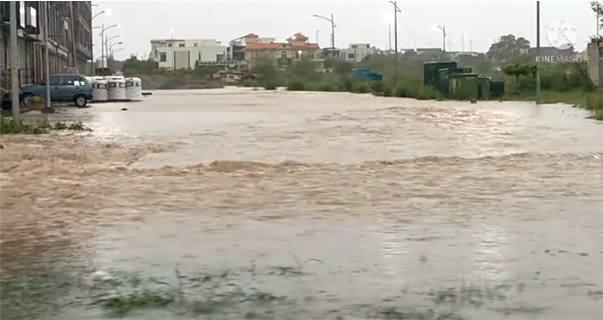 Extreme Floods Hit Islamabad After Heavy Rain, See The Latest Condition of Islamabad