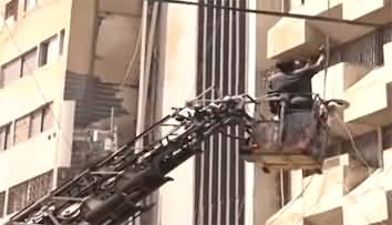 Fire in New Chali building Karachi: One person died, several injured