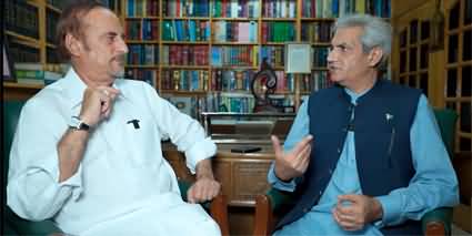 Former Governor Punjab Umar Sarfaraz Cheema & Babar Awan Having Political Discussion