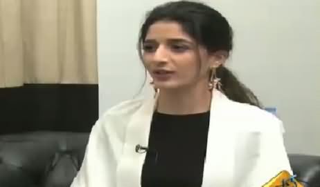 Friendly Opposition (Mawra Hocane Exclusive Interview) – 20th February 2016