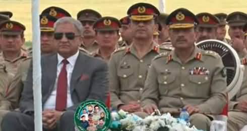 General (R) Bajwa sitting next to COAS General Asim Munir in 'Yaum e Takreem e Shuhda' Ceremony