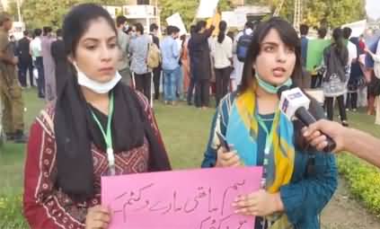 Girls Protesting At Liberty Chowk Lahore Against Motorway Incident