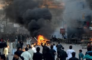 Govt. Imposed 24 Hours Curfew in Rawalpindi due to Deadly Clashes