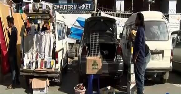 Hafeez Centre Traders Angry With Govt, Set Their Shops On Roads