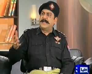 Hasb e Haal – 17th July 2013 (Azizi As SHO / Thaneydaar)