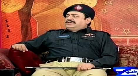 Hasb e Haal (Azizi As Policeman) – 16th July 2015