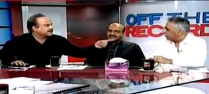 Heated Arguments Between Naeem-ul-Haq And Muhammad Zubair in Live Show