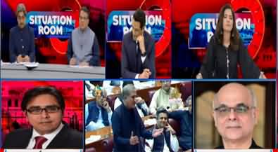 Heated arguments between Shahbaz Gill and Dr. Maria Zulfiqar