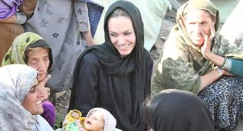 Hollywood Actress Angelina Jolie to visit Pakistan's flood affected areas