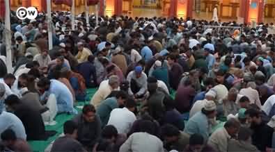 Hundreds of Pakistani charities offering free Iftar meals to those in need