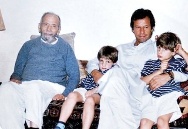 Imran Khan Apney Agha Jan (Father) Ki Nazar Mein - By Ikramullah Niazi