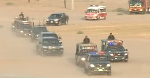 Imran Khan enters Mianwali Jalsa ground with long queue of vehicles