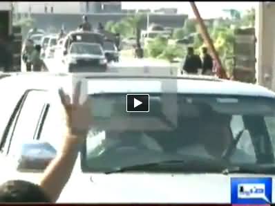 Imran Khan Reached Sialkot To Visit Flood Victims, PTI Workers Welcome Him In Sialkot