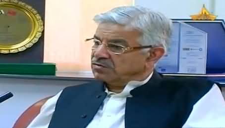 Imran Khan's Main Problem is His Ego - Khawaja Asif Bashing Imran Khan