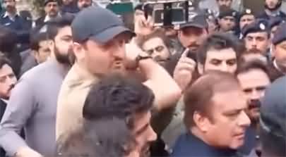 Imran Khan's nephew Ahmad Niazi fights with police outside court