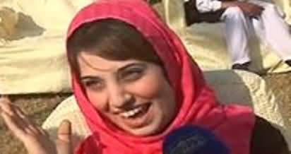 Imran Khan Sacha Banda Hai - Watch Passionate Females in PTI Gujranwala Rally