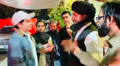 Irshad Bhatti reached Mufti Hanif Qureshi's house for interview