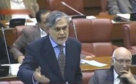 Ishaq Dar Vs Aitzaz Ahsan Fight in Senate, Both Blames Each Other