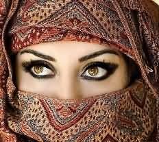 It is Haram (Non-Islamic) For Girls and Women to Post Their Pictures on Facebook - Indian Ulema's Fatwa