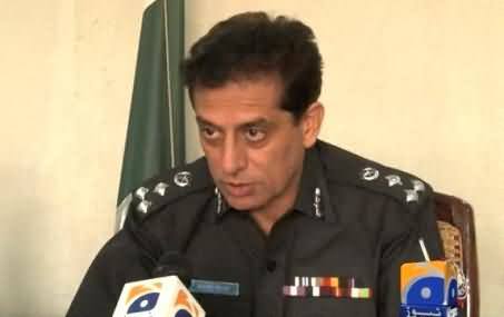 Karachi Police Chief Shahid Hayat Talking to Media About Karachi Operation