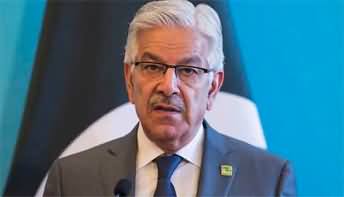 Khawaja Asif's tweet criticizing Chief Justice Umar Ata Bandial