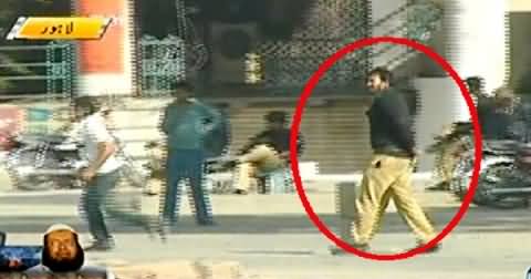 Lahore Police Playing Cricket During Their Duty Hours, What A Hardworking Police