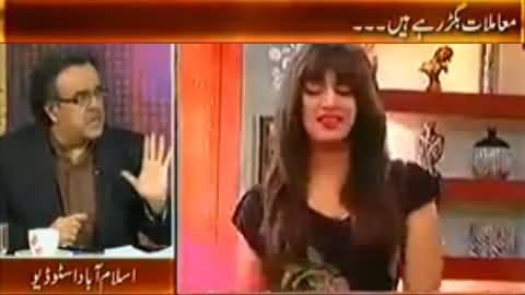 Live With Dr. Shahid Masood (Tension Between Govt, Army and Media on Peak) - 22nd May 2014