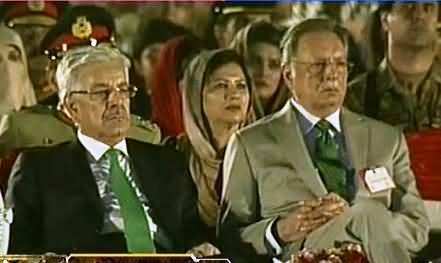 Look at Pervaiz Rasheed & Khawaja Asif During Raheel Sharif's Speech in GHQ