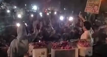 Mehngai Mukao March: Maryam Nawaz & Hamza Shehbaz warmly welcomed in Islamabad