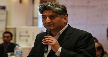 Matiullah Jan's tweet regarding controversy created after Malick's show off-aired because of Hamid Mir's presence