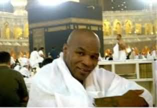 Mike Tyson The American Boxer, Performing Umrah - Watch Video