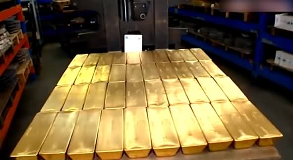 Modern Factory Gold Melting Technology: Producing Pure Gold Bricks & Biscuits