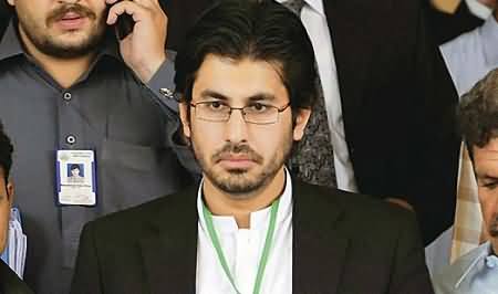 NADRA Authorities Refused to Provide Imran Khan's Family Certificate to Arsalan Iftikhar