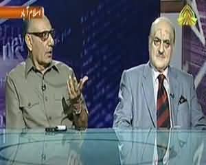 News Night - 15th Augus 2013 (Line of Control Par Pak-Bharat Kasheedgi..)