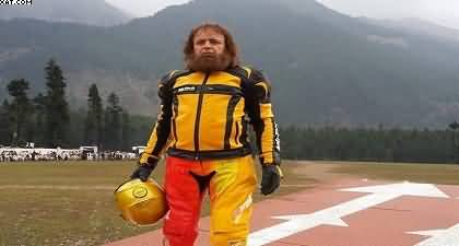 Pakistani stuntman Sultan Golden breaks world record for fastest reverse car drive